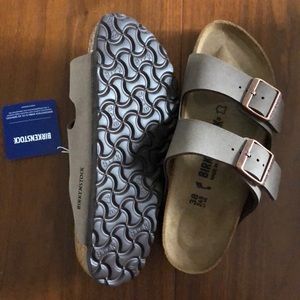 Birkenstock Arizona Sandals in Mocha, Size 38